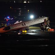 Air Canada-planet på La Guardia.