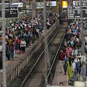 Tågplattform i Bombay, 2023.