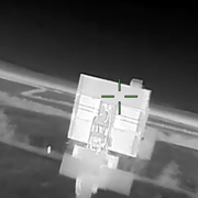 Bilder från HUR som påstås visa attacken mot ett av radarsystemen.