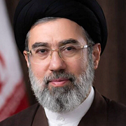 Demonstration till stöd för regimen i Teheran / Mojtaba Khameneis officiella porträttbild.