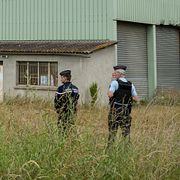 Fransk polis vid fyndplatsen i södra Frankrike.