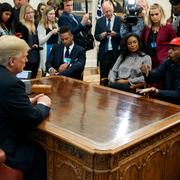 Donald Trump möter Kanye West.