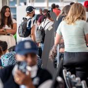 United Airlines incheckning på Reagan National Airport.