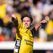 Taylor Silverholt jublar.