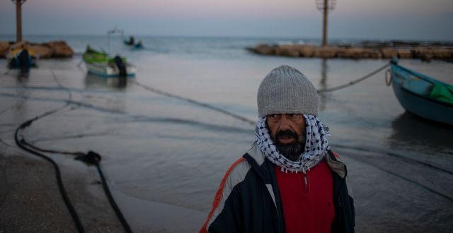 Fiskare som kallas Jumbo, i byn Jisr al-Zarqa i Israel Ariel Schalit / TT NYHETSBYRÅN