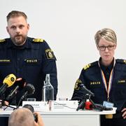 Erik Åkerlund, polisområdeschef Uppsala och Åsa Larsson, lokalpolisområdeschef Uppsala/Knivsta, under pressträffen.