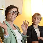 Kabinettsekreterare Annika Söder och utrikesminister Margot Wallström (S). Arkivbild.