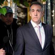 Michael Cohen på väg till domstolen