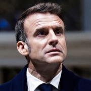 Emmanuel Macron vid ett besök i Notre Dame tidigare under hösten. 