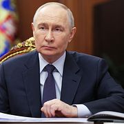 Vladimir Putin, 11 april