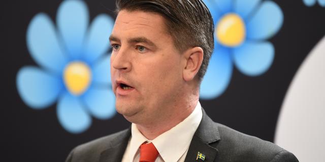 Sjöstedt (SD): Ministerns Solospel är Irriterande