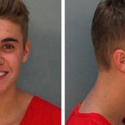 Biebers mugshot från Miami Beach.