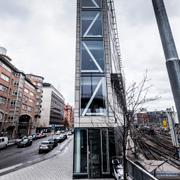 Vid Lilla Bantorget i Stockholm äger fastighetsbolaget Norrporten fastigheten Flat Iron Building.