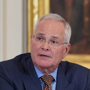 Darren Woods (till vänster), Marathon Petroleums vd Maryann Mannen och Tallgrass vd Matt Sheehy i Vita huset på fredagen.