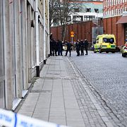 Polisens avspärrningar utanför parkeringhuset i Lund i april i år.