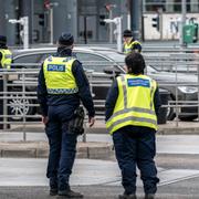 Kontroller av trafiken vid betalstationen vid Öresundsbron i riktning mot Danmark. 