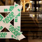 Skotthål i Sturecompagniets fasad