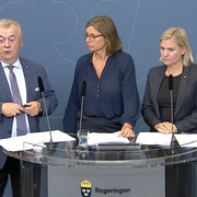 Finansminister Magdalena Andersson, Sven-Erik Bucht och klimatminister Isabella Lövin.