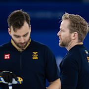 Oskar Eriksson tackar för det stöd som nått curlingherrarna under mästerskapet. 