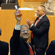 Israels högerextreme säkerhetsminister Itamar Ben-Gvir jublade efter att dödsstraffet klubbades i parlamentet på måndagen.