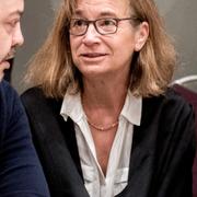 Sjuksköterskan Niels Högel och hans advokat  Ulrike Baumann (mitten). 