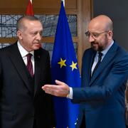  Recep Tayyip Erdogan med Europeiska rådets ordförande Charles Michel och EU-kommissionens ordförande Ursula von der Leyen. 