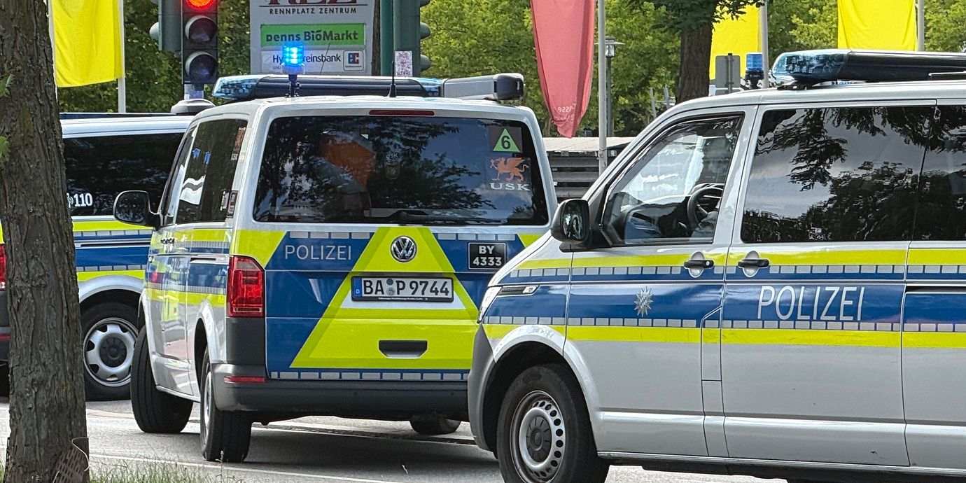 Arkivbild av tyska polisbilar.