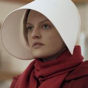 Elisabeth Moss spelar huvudrollen i ”The Handmaids tale”.