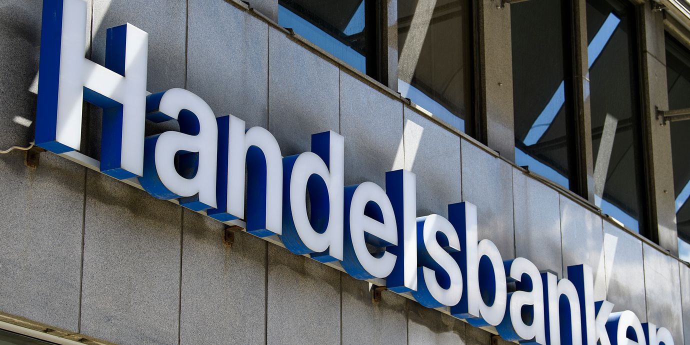 
Handelsbanken.