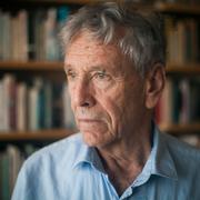 Amos Oz.