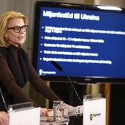 Finansminister Elisabeth Svantesson (M) under en pressträff om nytt stöd till Ukraina. Arkivbild från februari.