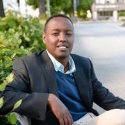 Ahmed Abdirahman eldsjälen i The Global Village som arrangerar Järvaveckan.