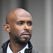 Mohamed Abdukardir Ali från Borlänge som personkryssats till riksdagen för Vänsterpartiet, fotograferad när han kom till Stockholm från Borlänge på Stockholms centralstation.
