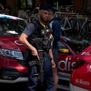 Fransk polis under Tour de France målgången i Normandie. 