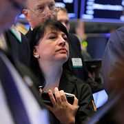 Investeraren Phyllis Arena Woods på Wall Street. Arkivbild.