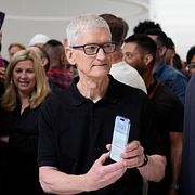 Apples avgående vd Tim Cook vid senaste Iphone-lanseringen i september förra året.