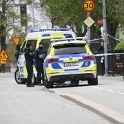 Tre personer sköts till döds i centrala Uppsala. 