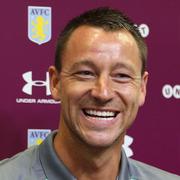 John Terry presenteras av Aston Villa i dag.