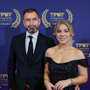 Therése Lindgren och fästmannen  Anders Vesterlund 2023. 