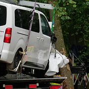 Skåpbilen som användes vid attacken forslades bort på söndagen.