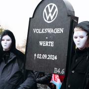 Demonstration utan VW i Wolfsburg