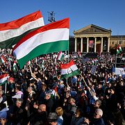 Oppositionen i Ungern demonstrerar i mitten av mars.