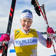 Jonna Sundling jublar efter loppet.