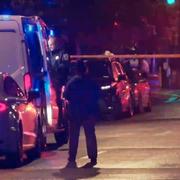 Polisinsatsen pågår fortfarande på plats.