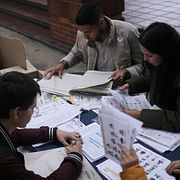 Rösträkning i Bogotá.