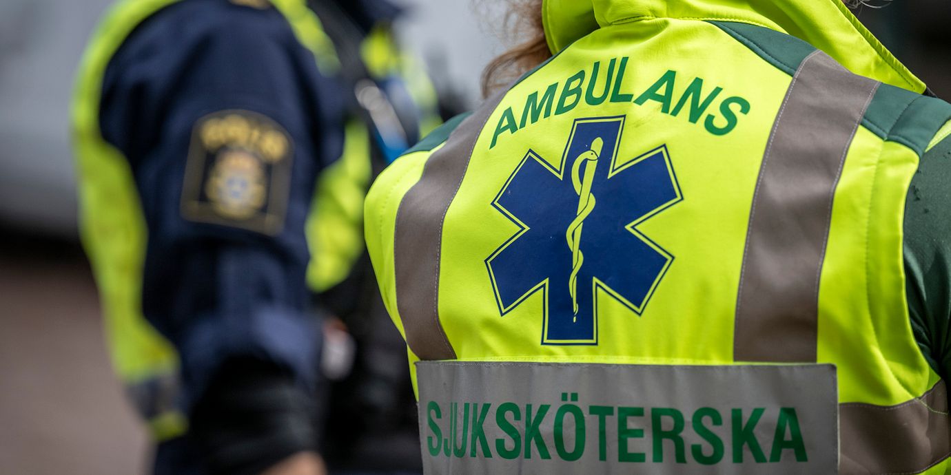Arkivbild. Ambulanspersonal.