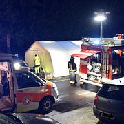 Räddningstjänst på platsen där olyckan inträffade. 