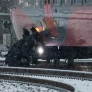 Ett tåg undersöks efter torsdagens bombhot i Göteborg
