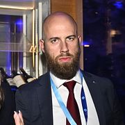 Carl-Oskar Bohlin (M) under Moderaternas valvaka på Clarion Sign.