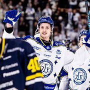Leksands Anton Johansson jublar.